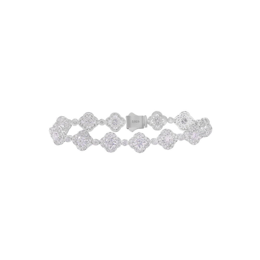 MOISSANITE ICED CLOVERS BRACELET. - WHITE GOLD