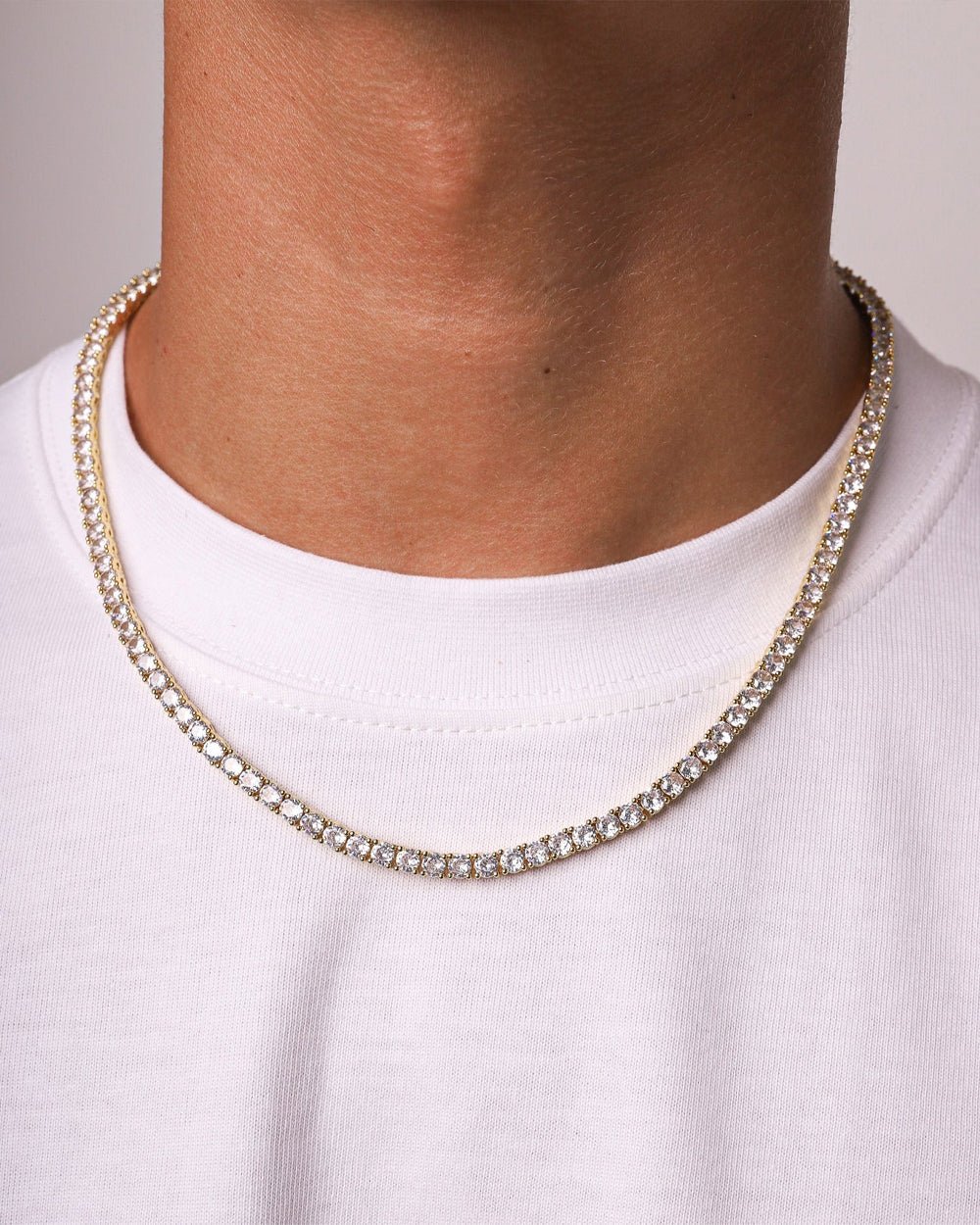 MOISSANITE TENNIS CHAIN. - 4MM  GOLD