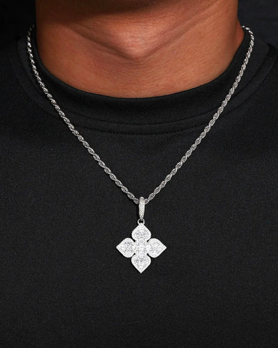 MOISSANITE WHITE CLOVER PENDANT. - WHITE GOLD